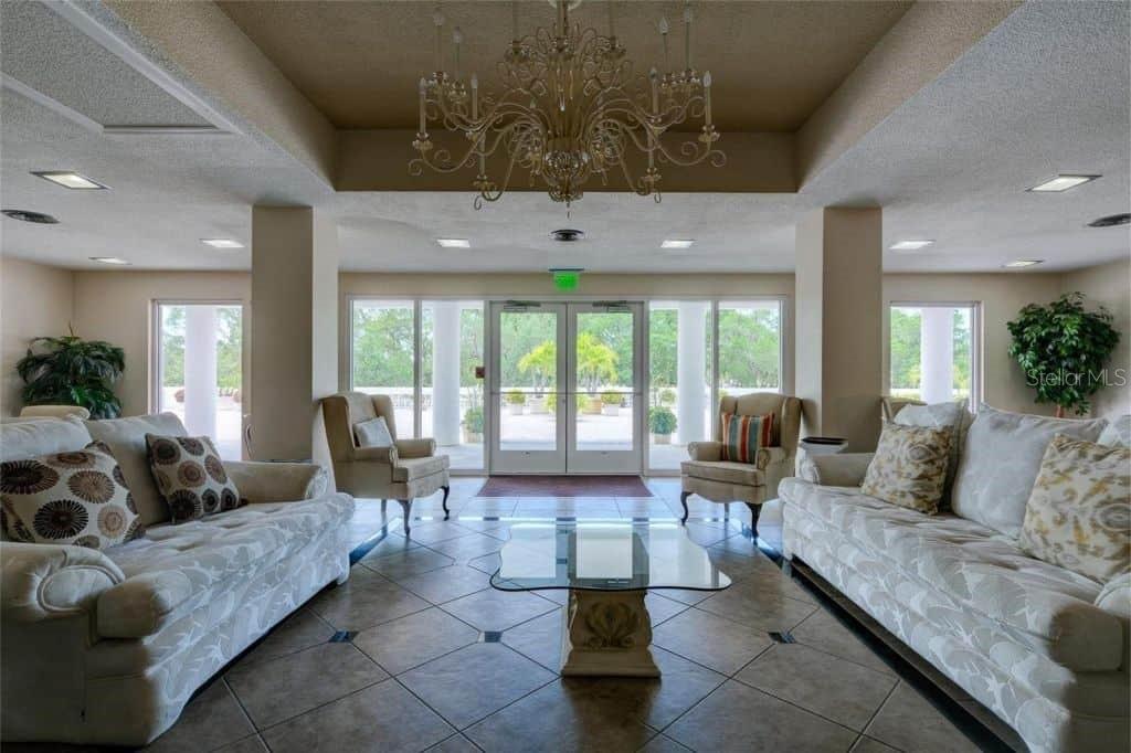 GULFSTREAM TOWERS - Residential Lease