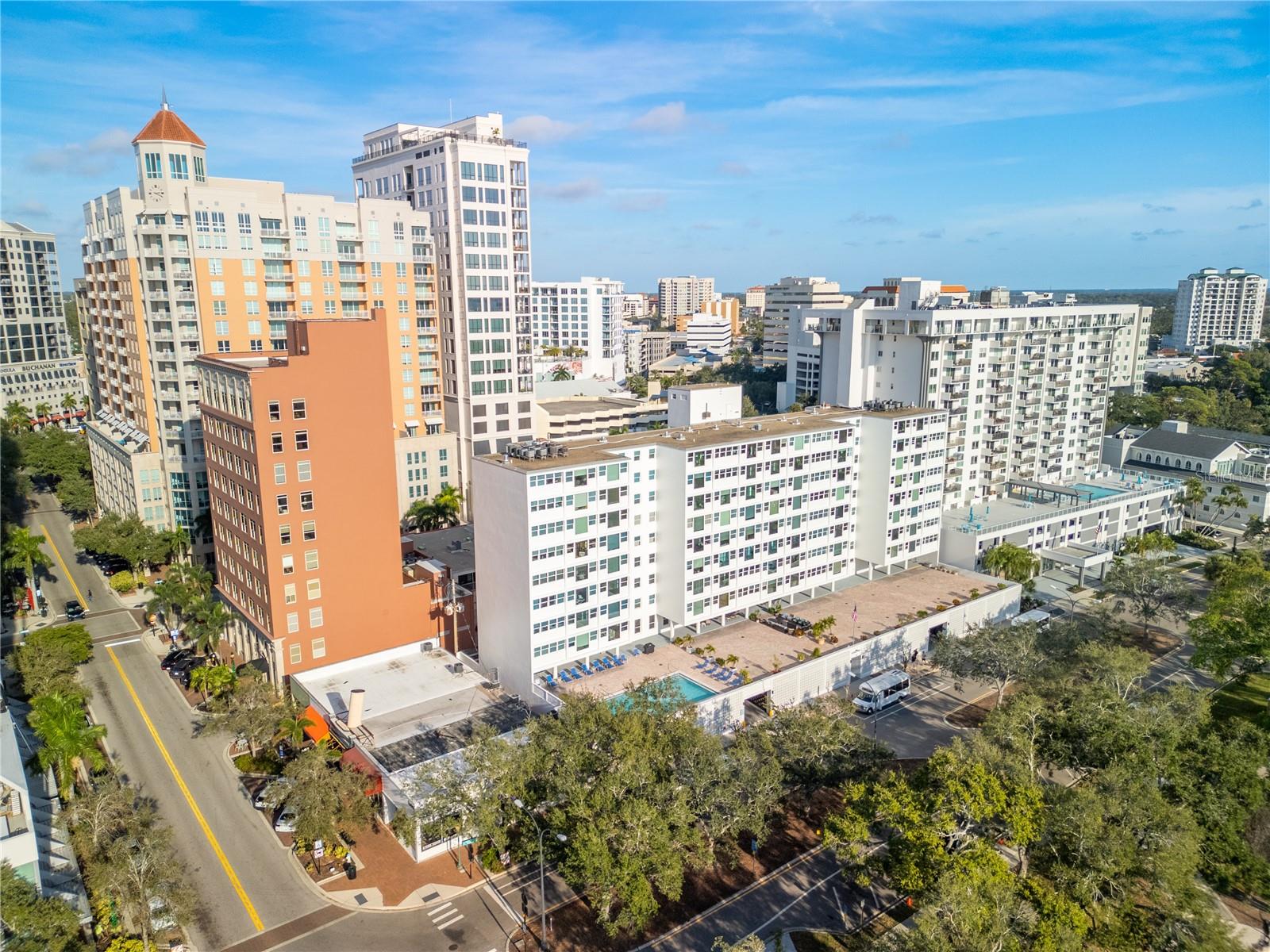 33 S GULFSTREAM AVENUE 401