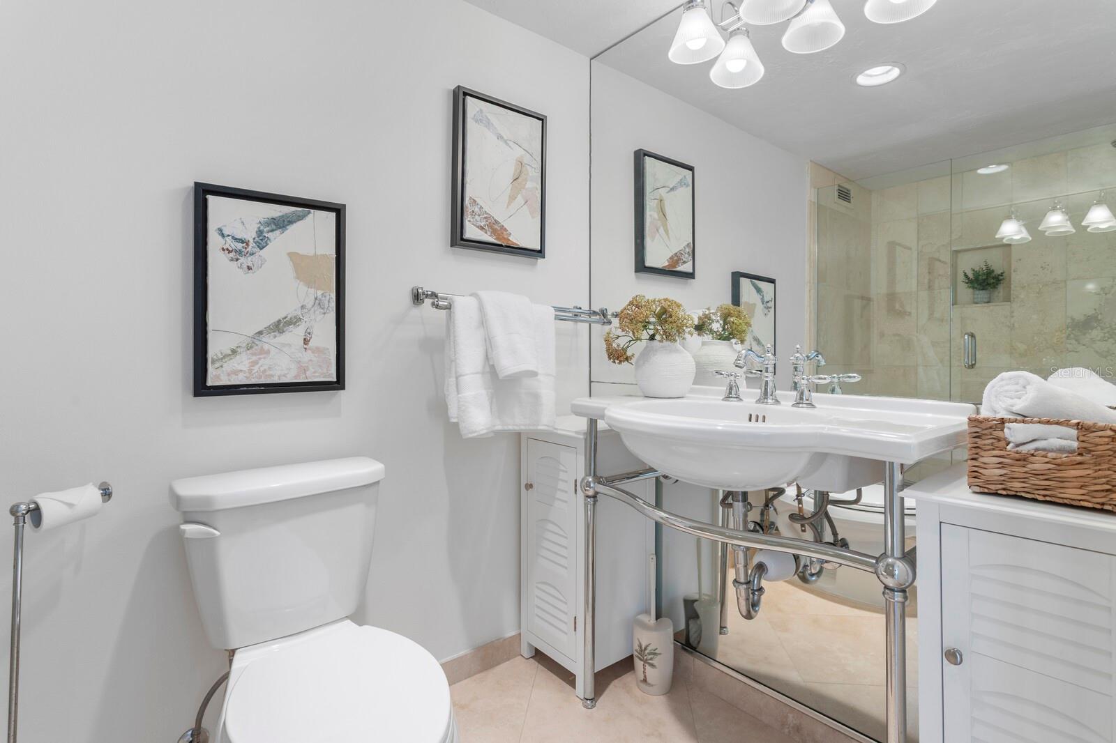 LIDO BEACH CLUB - Residential