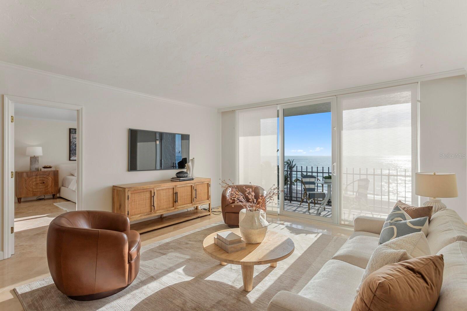 LIDO BEACH CLUB - Residential