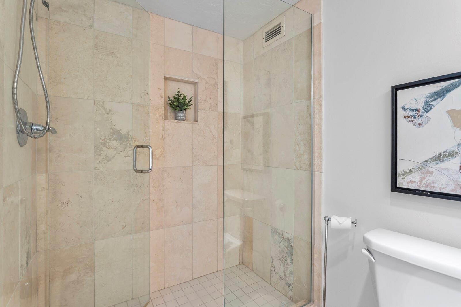 LIDO BEACH CLUB - Residential