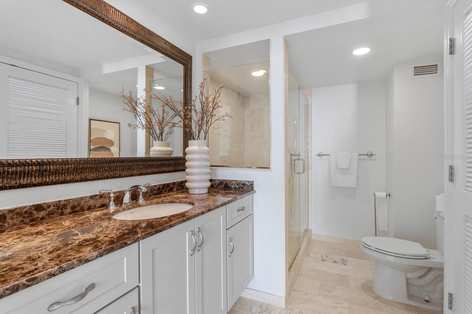 LIDO BEACH CLUB - Residential