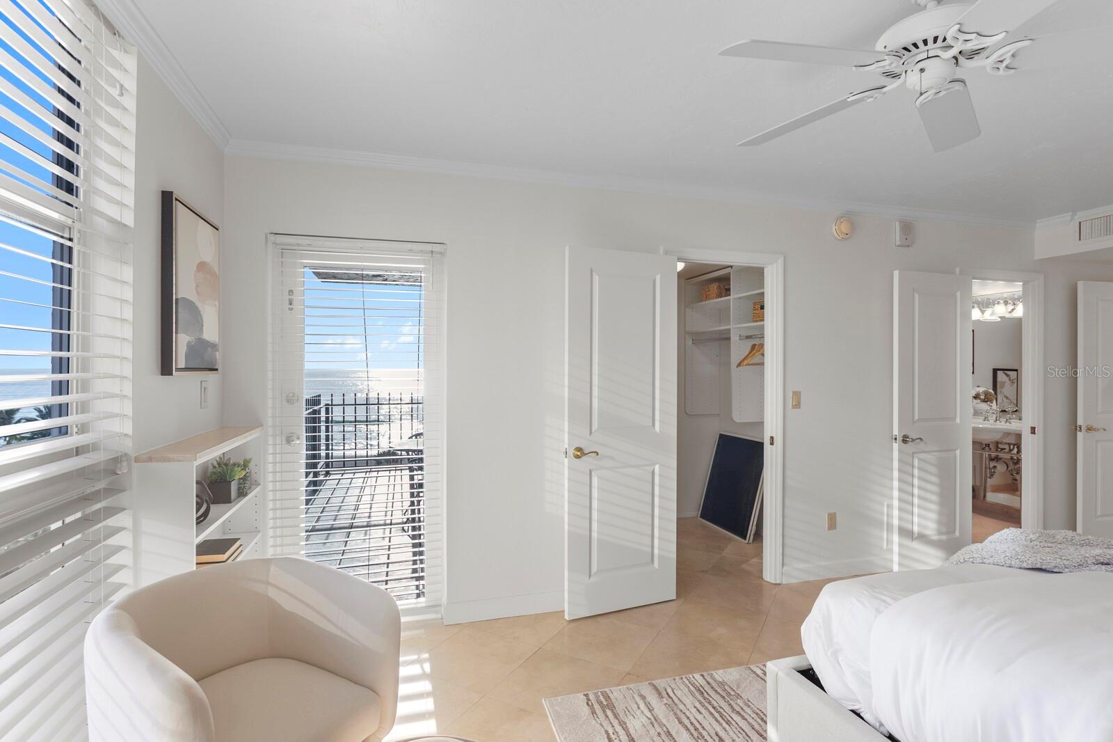 LIDO BEACH CLUB - Residential