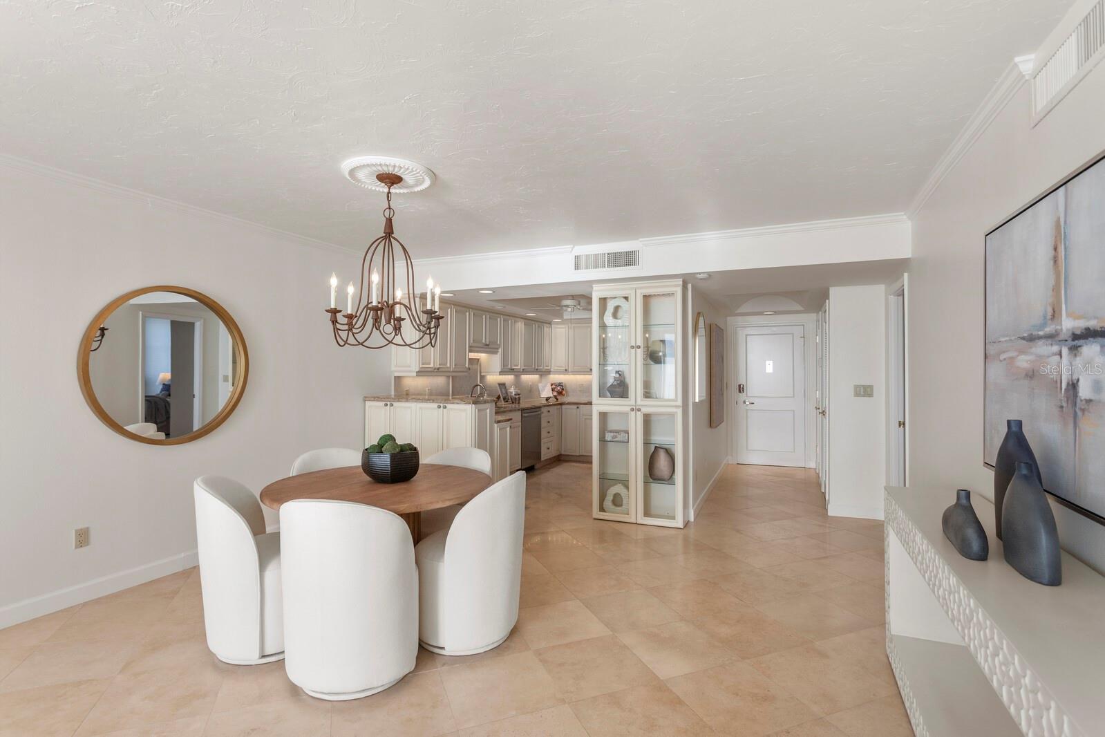 LIDO BEACH CLUB - Residential