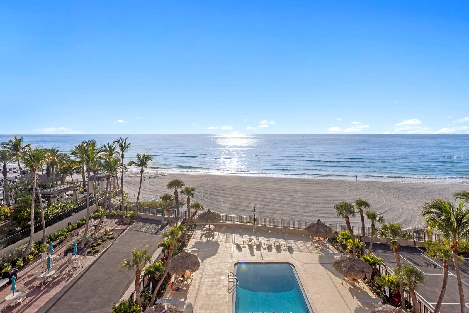 LIDO BEACH CLUB - Residential