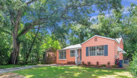 A home in TAMPA