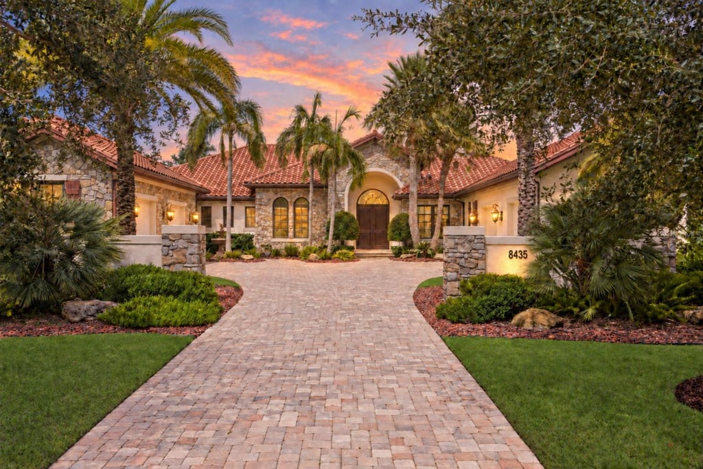 Photo of 8435 Lindrick Lane, Bradenton, FL 34202 (MLS # A4704204)