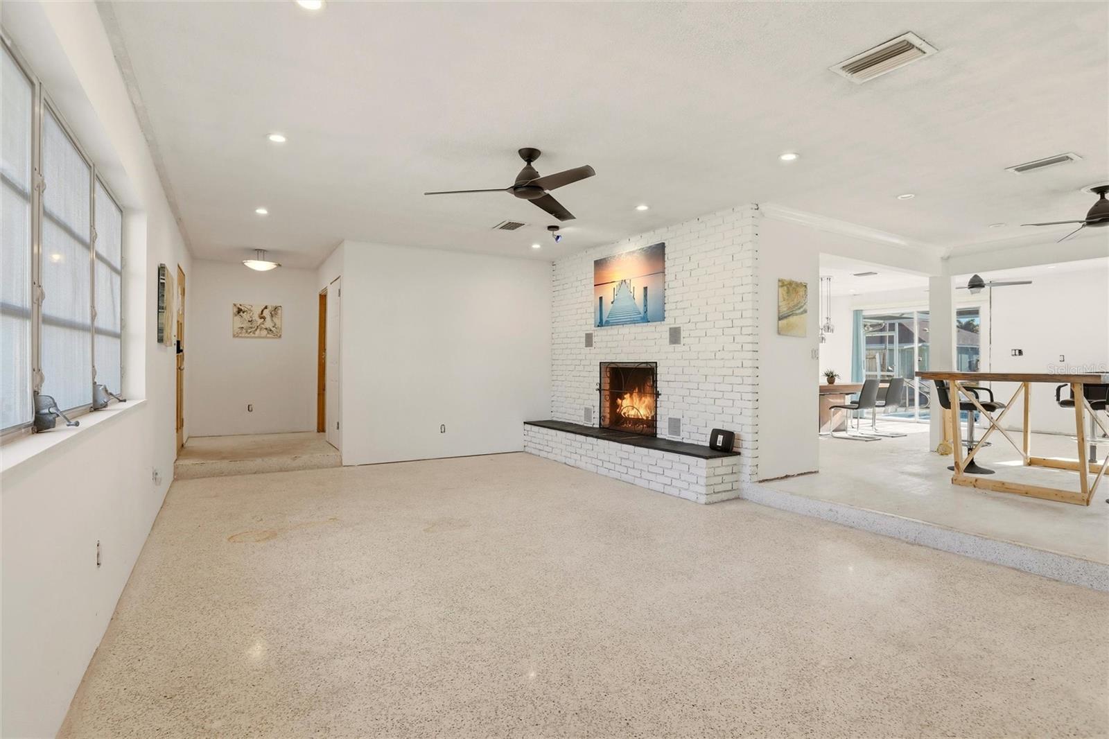 SLEEP LAGOON PARK - Residential