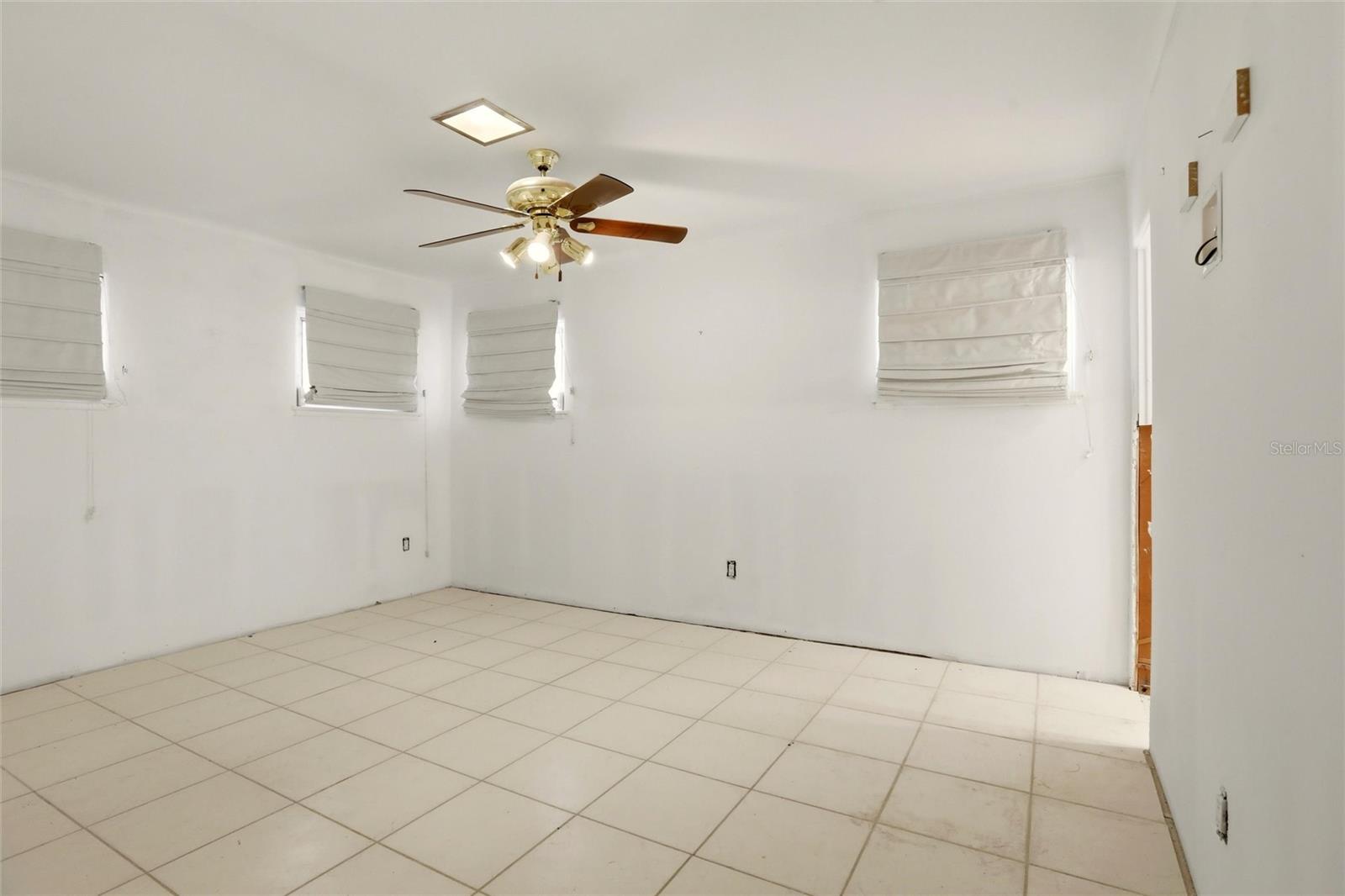 SLEEP LAGOON PARK - Residential