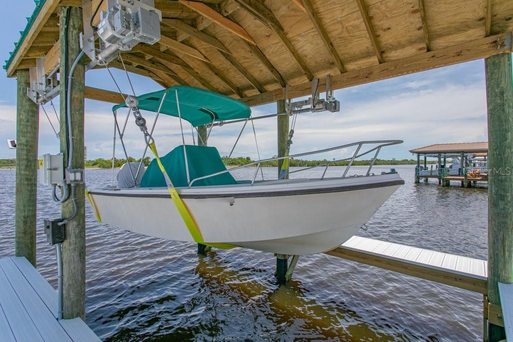 LAMBERT AVE UNIT 02 - Residential