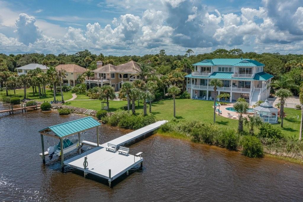 LAMBERT AVE UNIT 02 - Residential