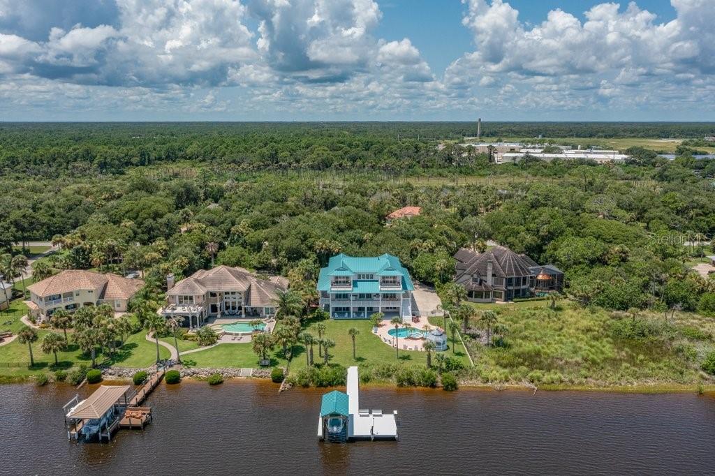 LAMBERT AVE UNIT 02 - Residential