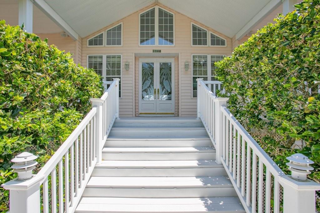 LAMBERT AVE UNIT 02 - Residential