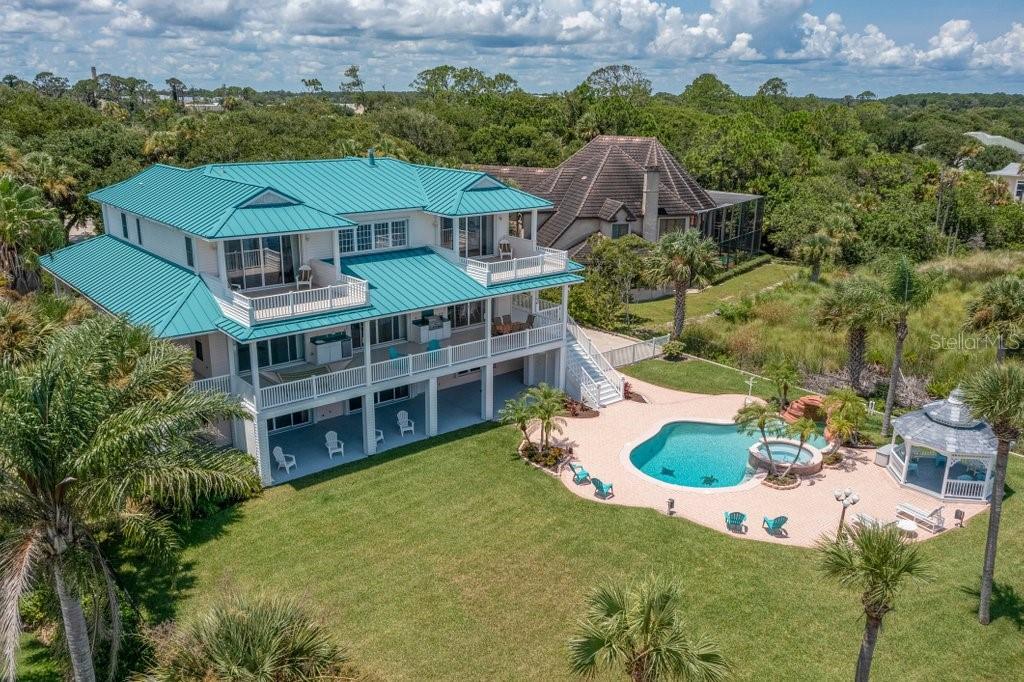 LAMBERT AVE UNIT 02 - Residential