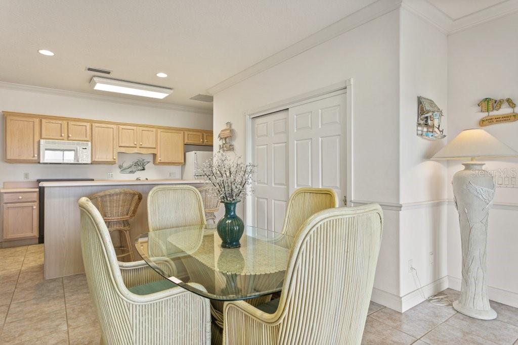 LAMBERT AVE UNIT 02 - Residential