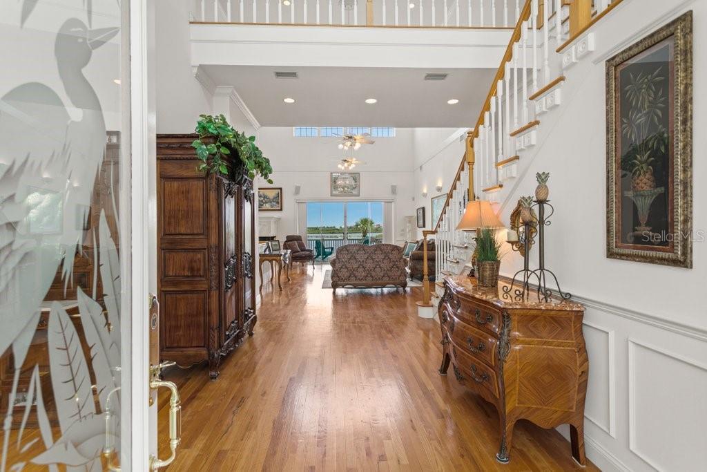 LAMBERT AVE UNIT 02 - Residential