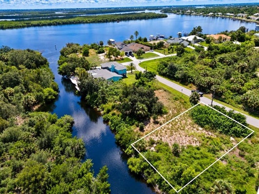 27430 SAN MARCO DR, PUNTA GORDA, FL 33983 - Image 59db168e4008d46b0682f33ed4deede5/1436200741