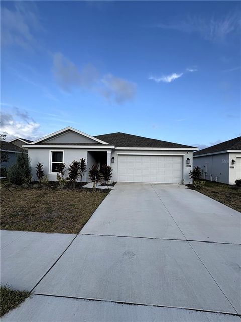 Photo of 2307 Scarlet Avenue, Winter Haven, FL 33884 (MLS # S5137553) Photo of 2307 Scarlet Avenue, Winter Haven, FL 33884 (MLS # S5137553)