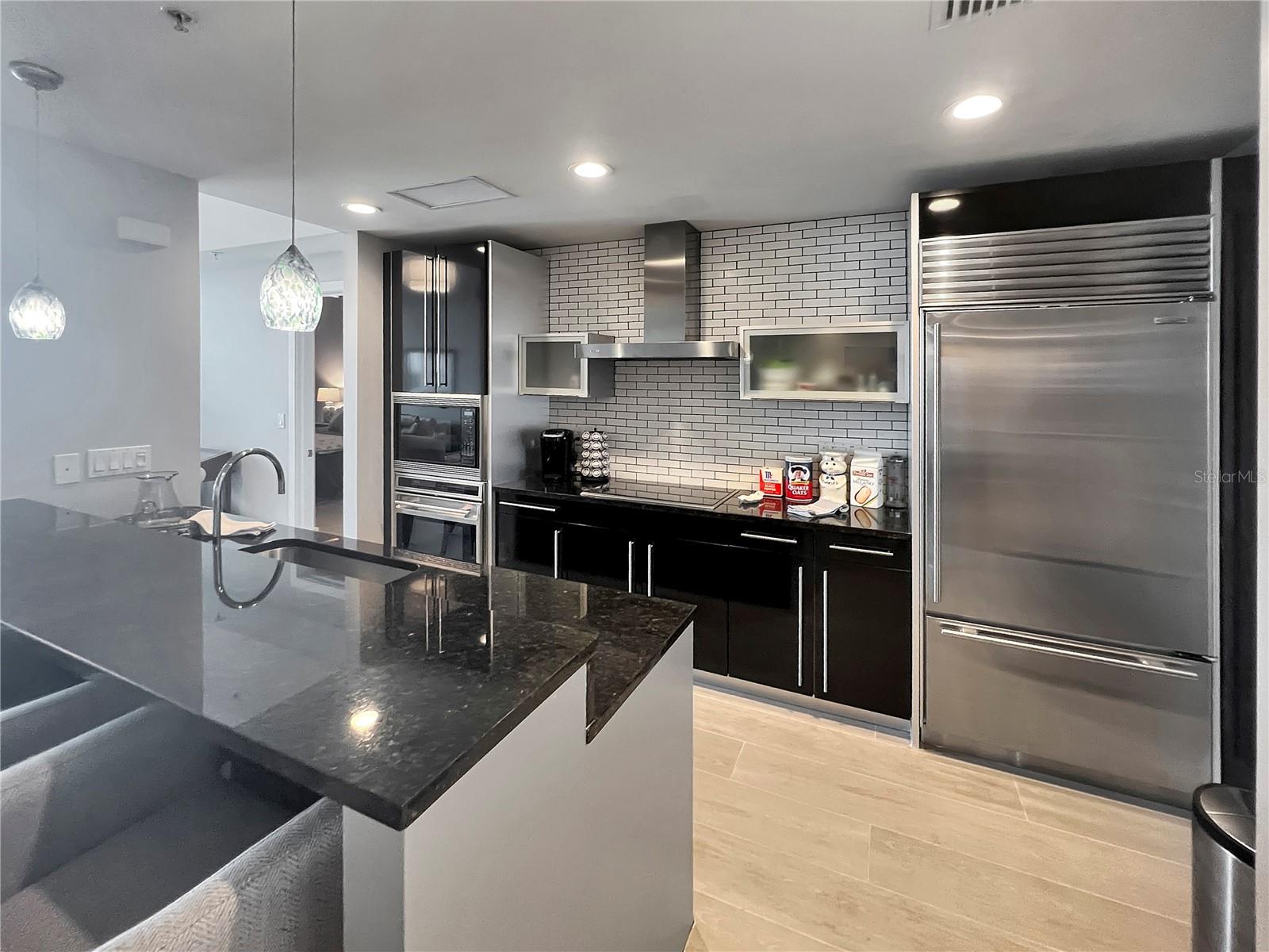 260 OSCEOLA AVENUE 902