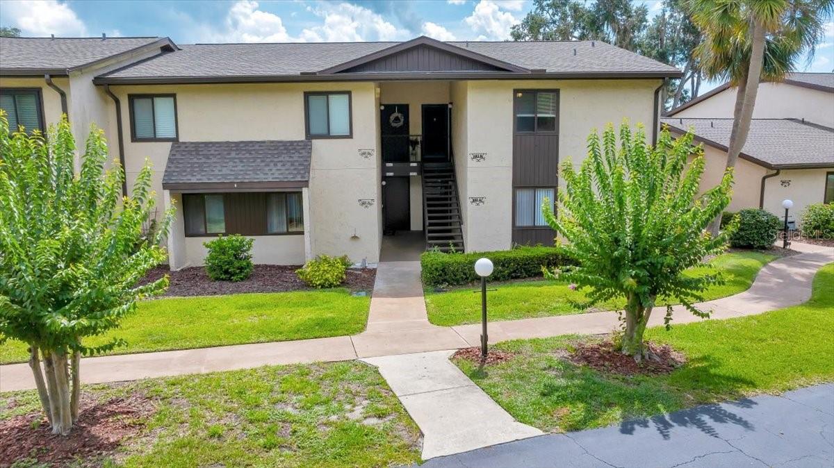 Enjoy peaceful lake views from this spacious second-floor 1-bedroom, 1-bath condo located in a well-maintained 55+ community. This unit features a smart layout with a generous living room, dining area, and bedroom—all filled with natural light. The enclosed back porch offers the perfect spot for morning coffee or relaxing evenings and includes a convenient storage room.
Residents enjoy access to a community pool and clubhouse. No smoking, pets allowed if certified by state of Florida as service or ESA.
Come see why this well-designed condo with great bones and beautiful views is a gem!