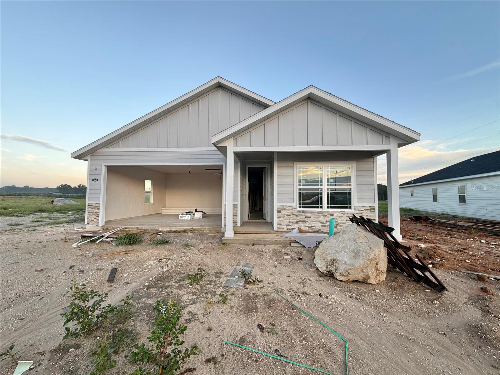122 & 146 SW 212ND DRIVE