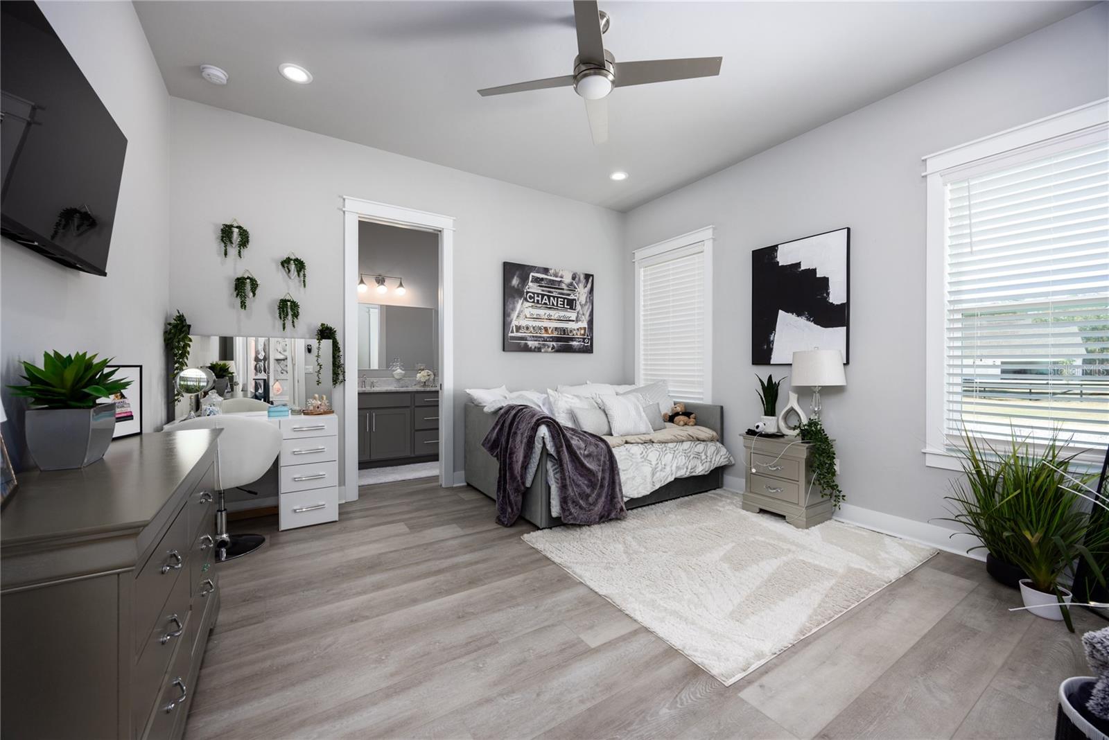 FOXRIDGE - Residential