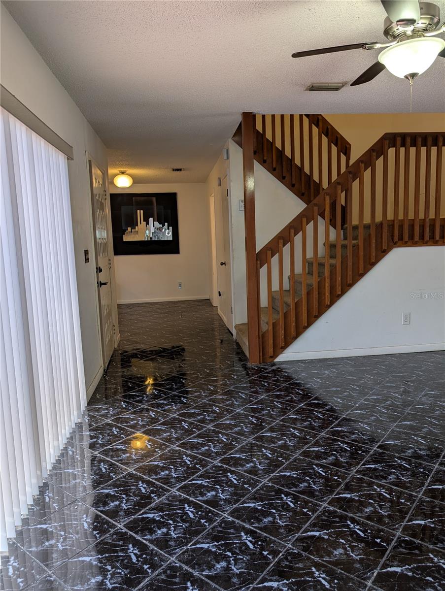 OAK TRACE UNIT II - Residential