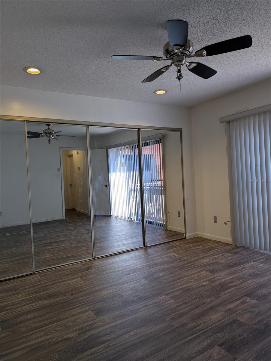 OAK TRACE UNIT II - Residential