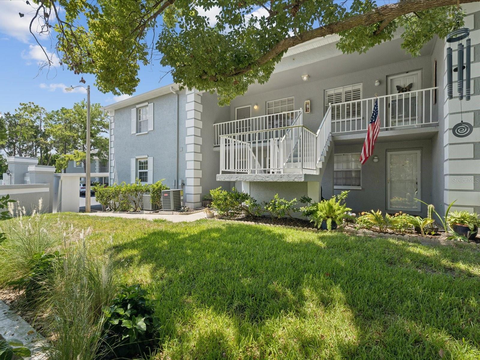 HILLSIDE CONDO - Residential