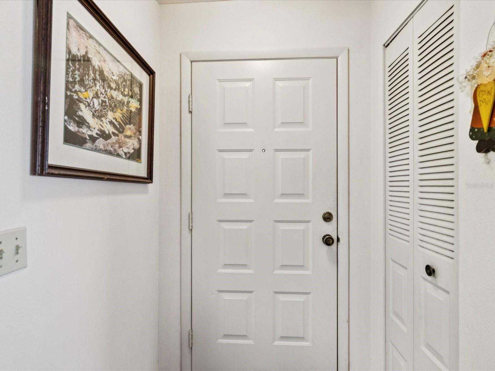 HILLSIDE CONDO - Residential
