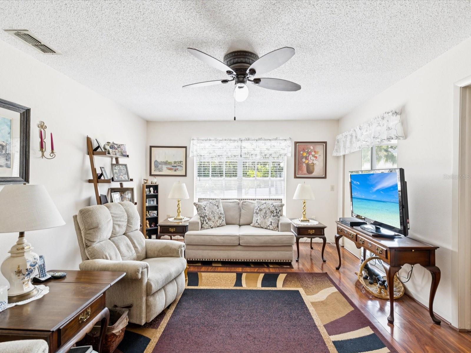 HILLSIDE CONDO - Residential