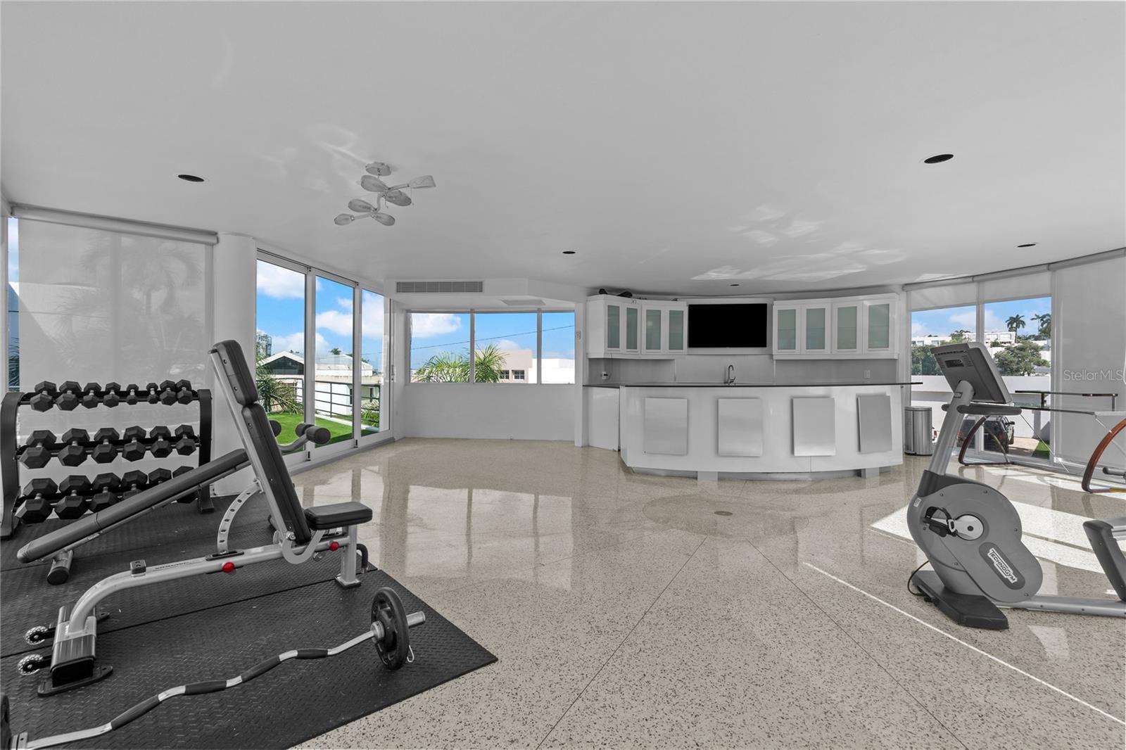 MONTE OLIMPO C-11 - Residential