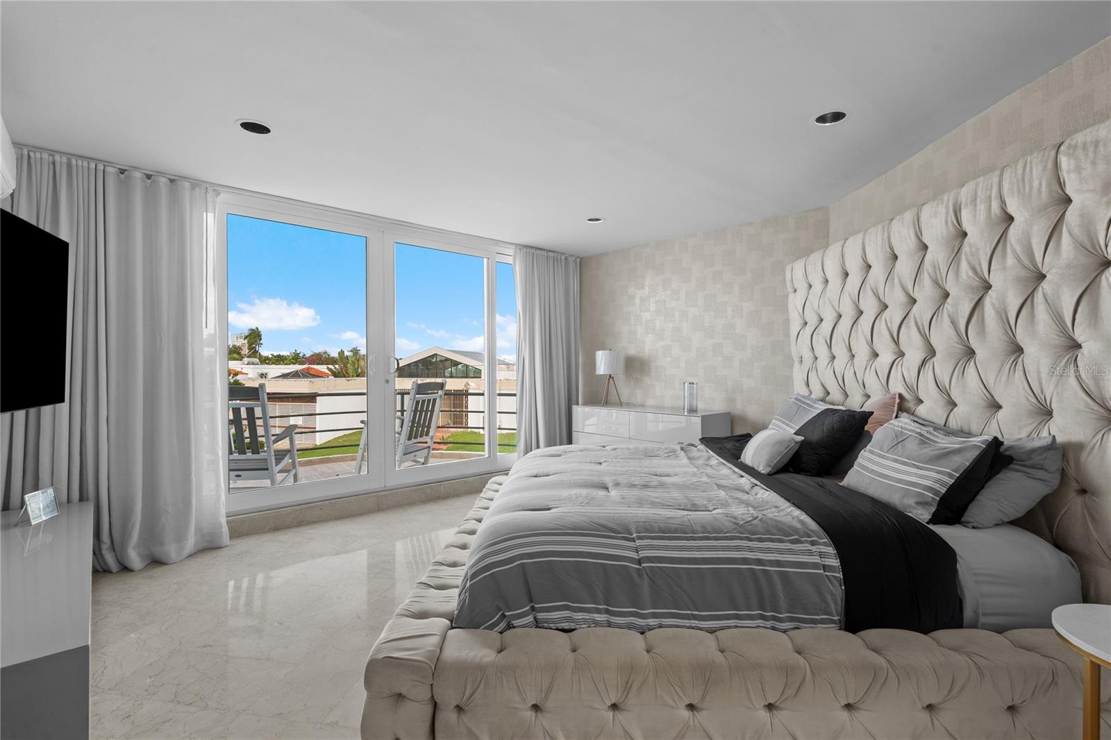 MONTE OLIMPO C-11 - Residential