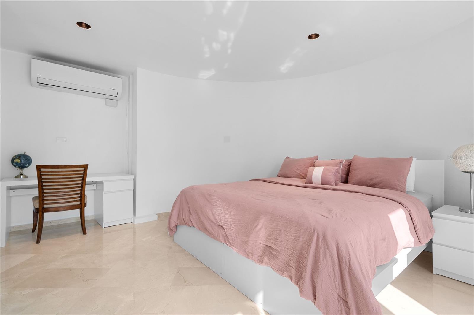 MONTE OLIMPO C-11 - Residential