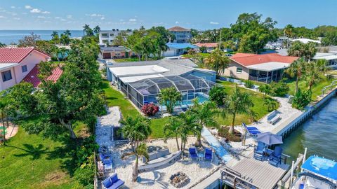 Photo of 563 Lewis Boulevard SE, St Petersburg, FL 33705 (MLS # TB8497738)