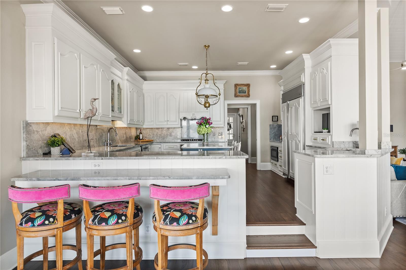 1351 N CLASSIC COURT