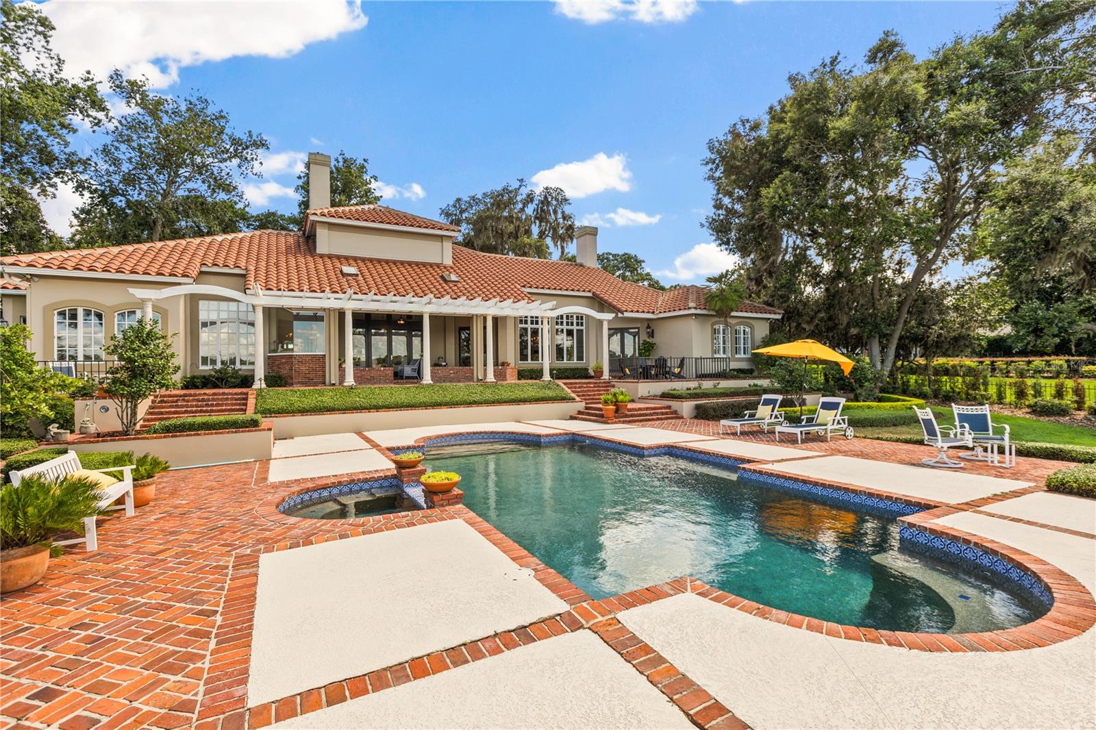 BRANTLEY COVE NORTH - Residential