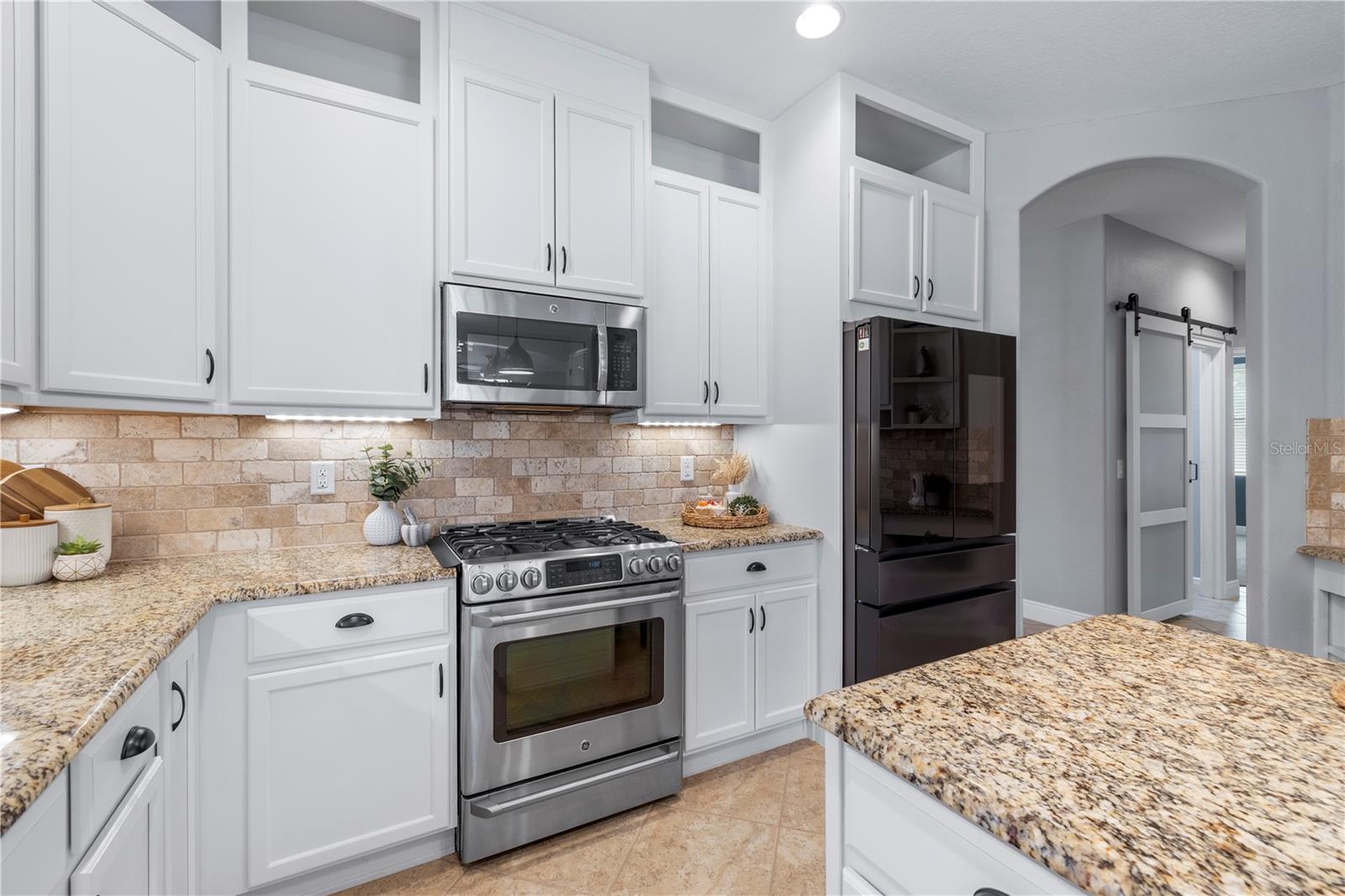 LAKESHORE RANCH PH I - Residential