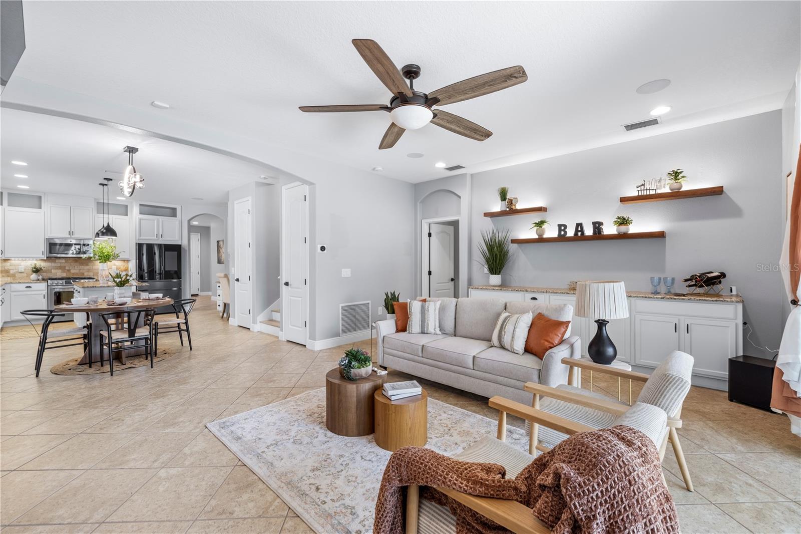LAKESHORE RANCH PH I - Residential