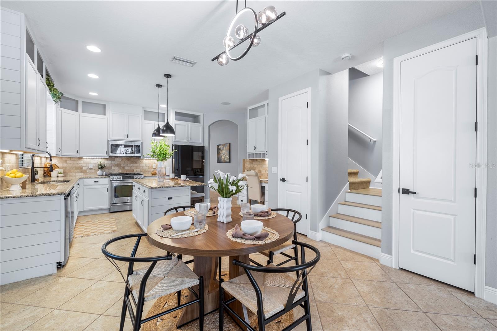 LAKESHORE RANCH PH I - Residential
