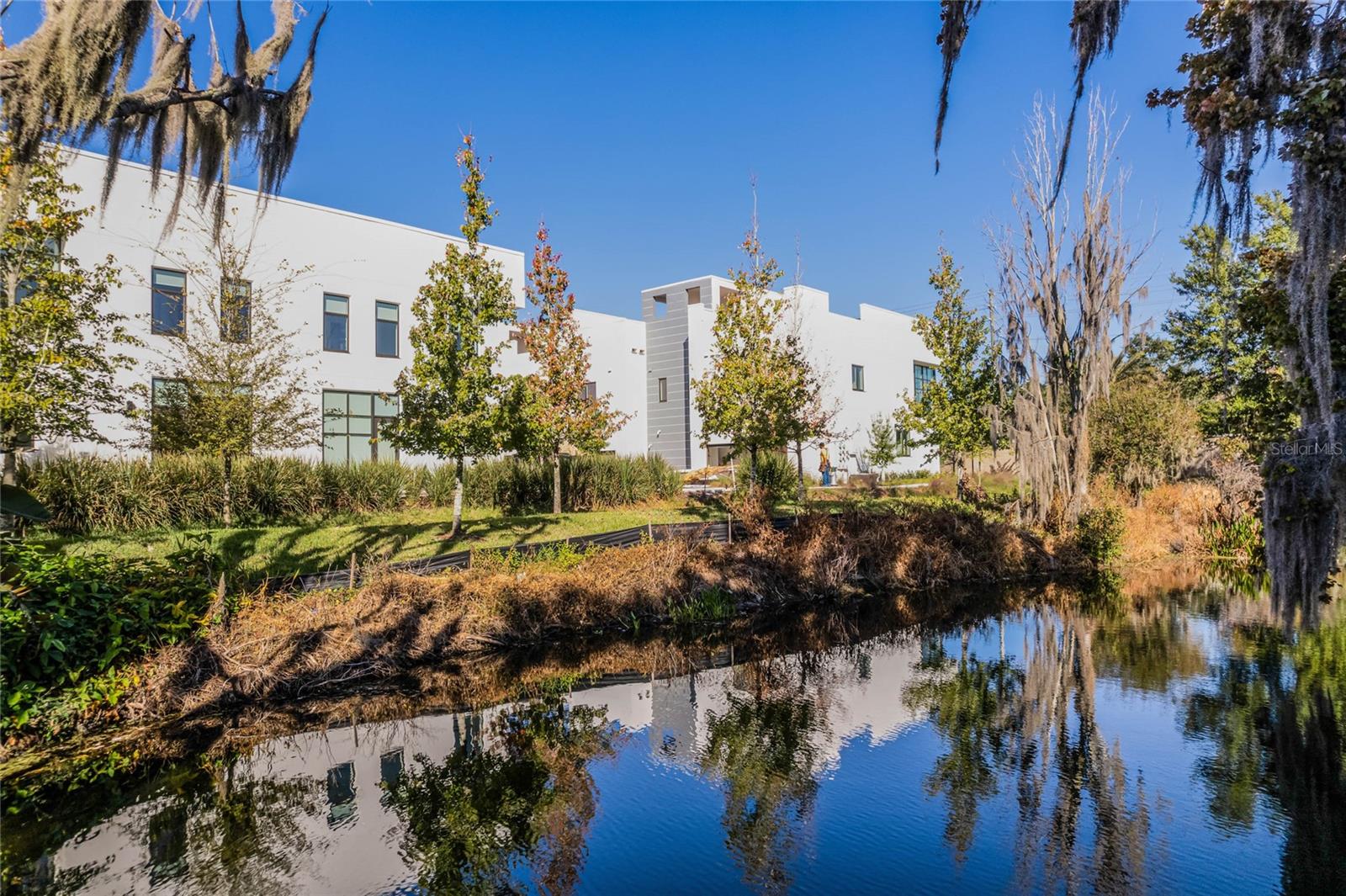 MONDRIAN/WINTER PARK TWNHMS - Residential Lease