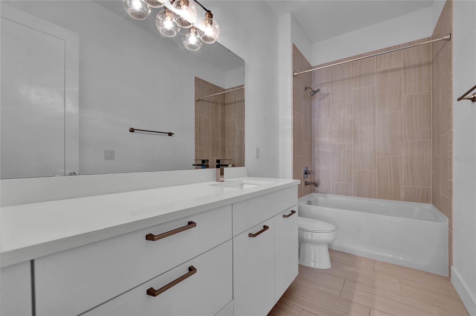 MONDRIAN/WINTER PARK TWNHMS - Residential Lease