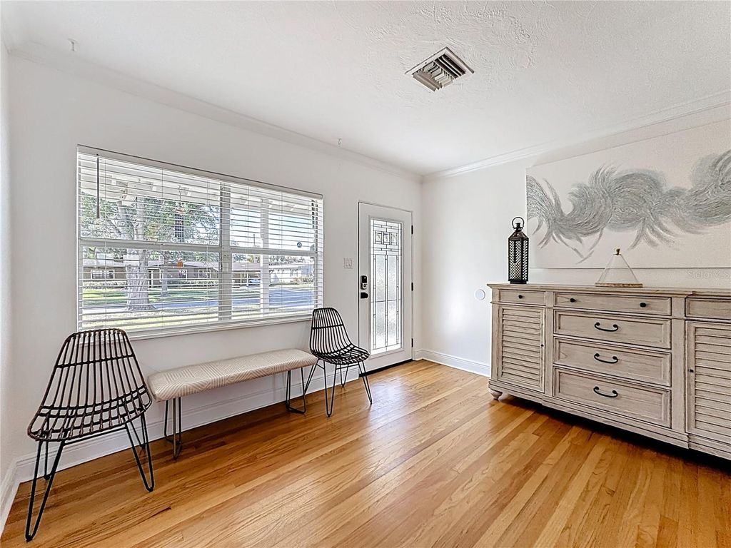 Photo of 3601 Neptune Drive, Orlando, FL 32804 (MLS # O6392398)