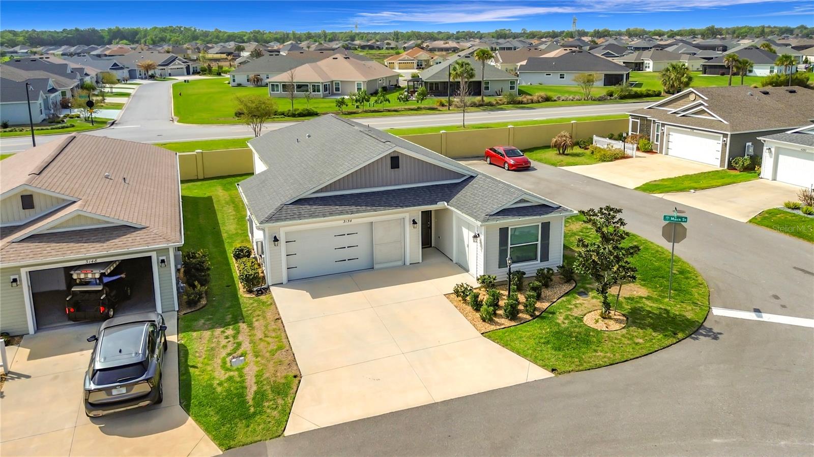 VILLAGES/SOUTHERN OAKS UN #130 - Residential