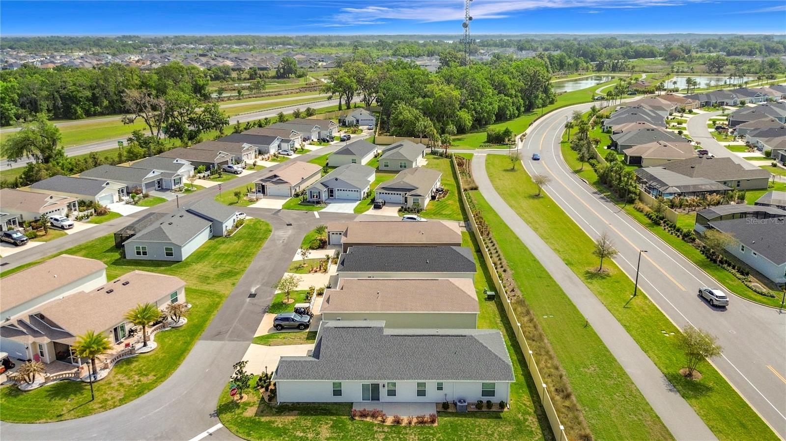 VILLAGES/SOUTHERN OAKS UN #130 - Residential