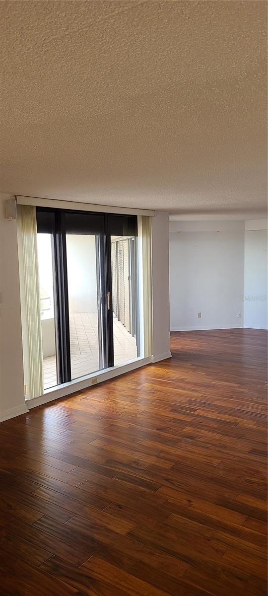 5950 PELICAN BAY PLAZA S PH-1B