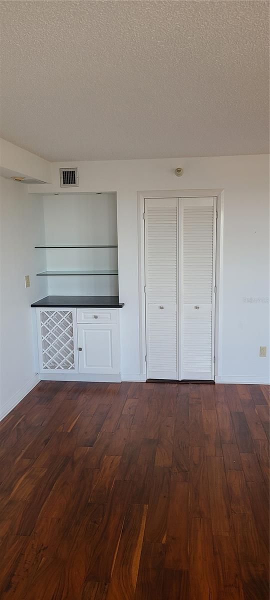 5950 PELICAN BAY PLAZA S PH-1B