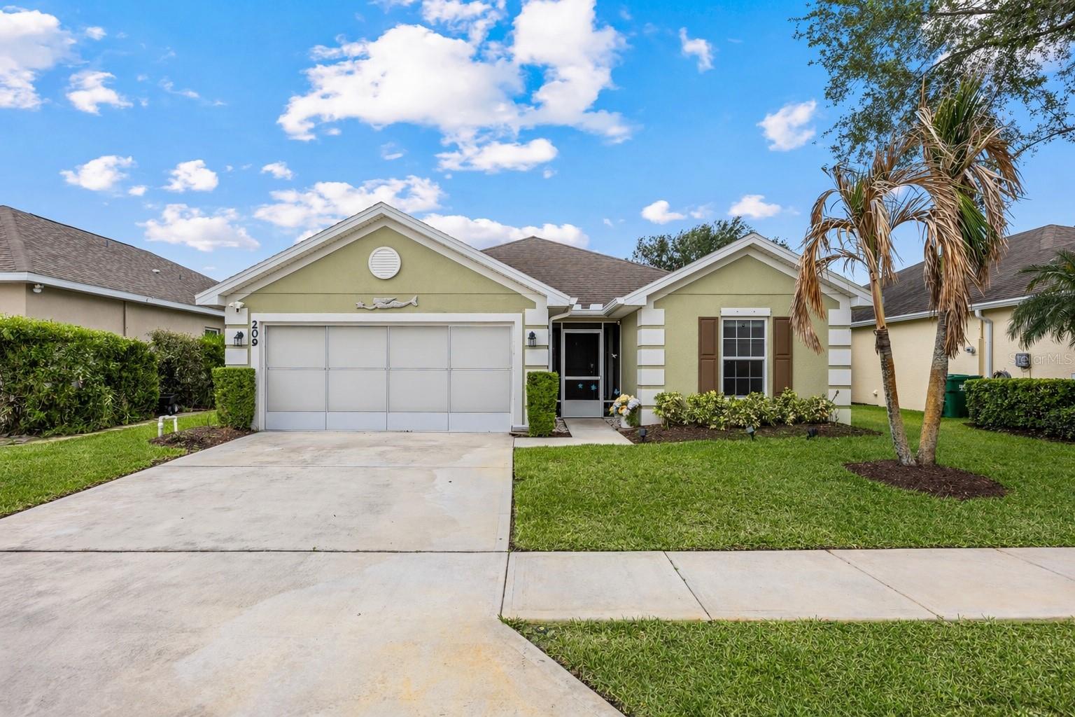 Photo 1 of 28 — 209 BRIARCLIFF CIRCLE, SEBASTIAN, FL 32958