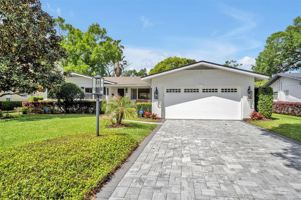 Photo of 1725 Carollee Lane, Winter Park, FL 32789 (MLS # O6402656)