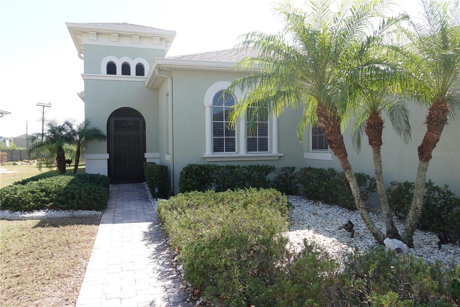 920 REGAL MANOR WAY